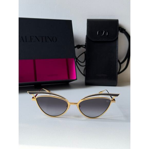 NEW Valentino V-Glassliner VLS118-A Gold Cat Eye Sunglasses - Picture 4 of 8